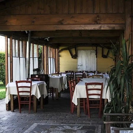 Merlaschio Πανδοχείο *